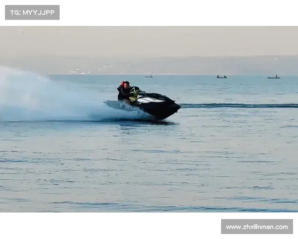 摩托艇比赛视频2019